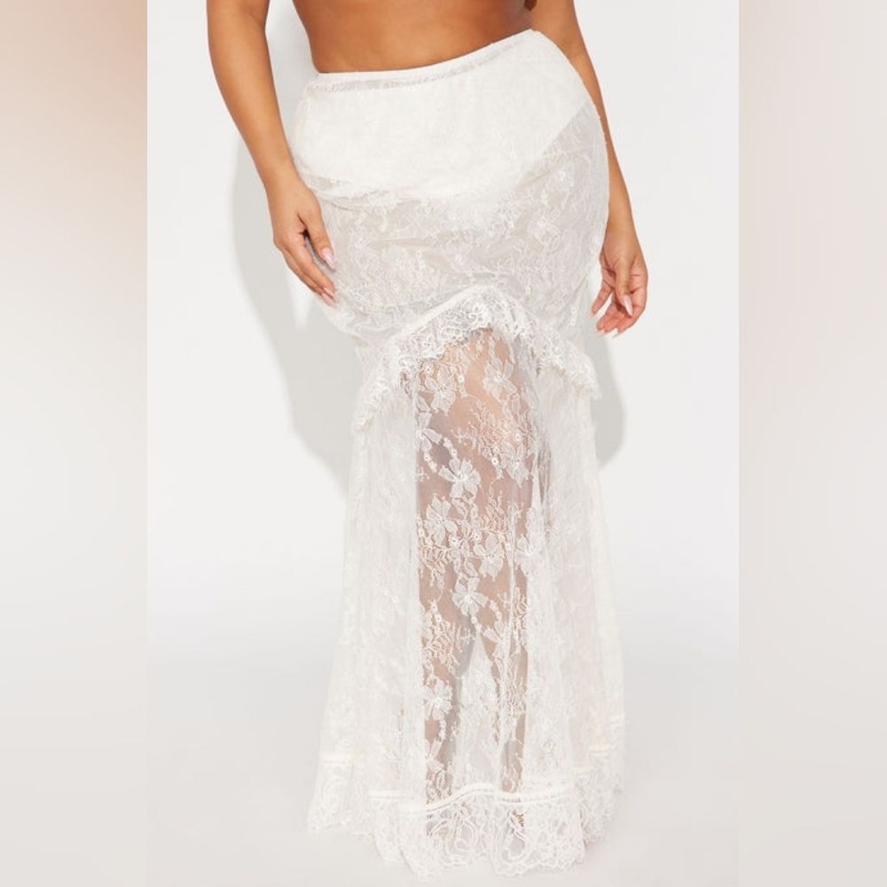 Fashion Nova Ophelia Mermaid White Lace Maxi Skirt